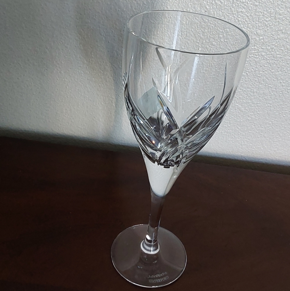 John Rocha Waterford‎ Acide Etched Water/wine Goblet is an elegant crystal -1